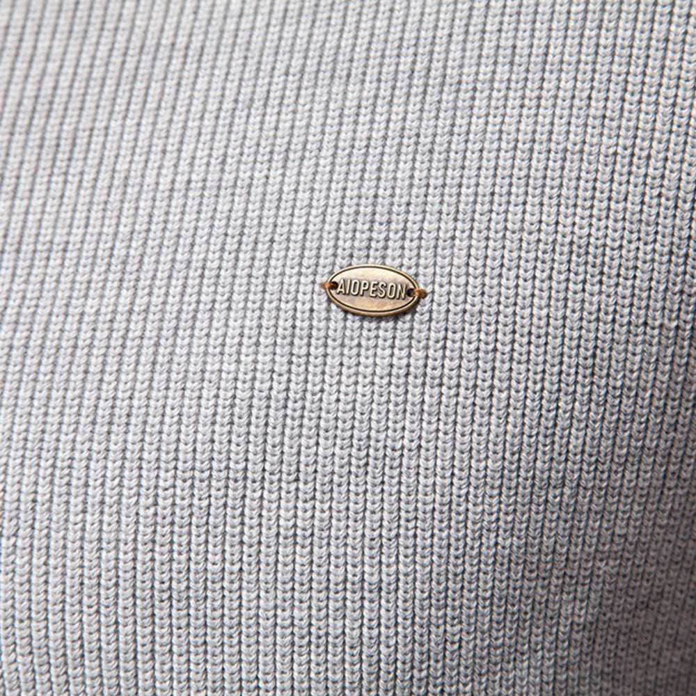 Men's Refined Button-Neck Pullover